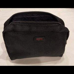 Tumi In-Flight Amenity Accessory Bag